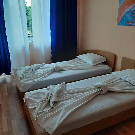 Central Hotel Sozopol Bagian luar foto