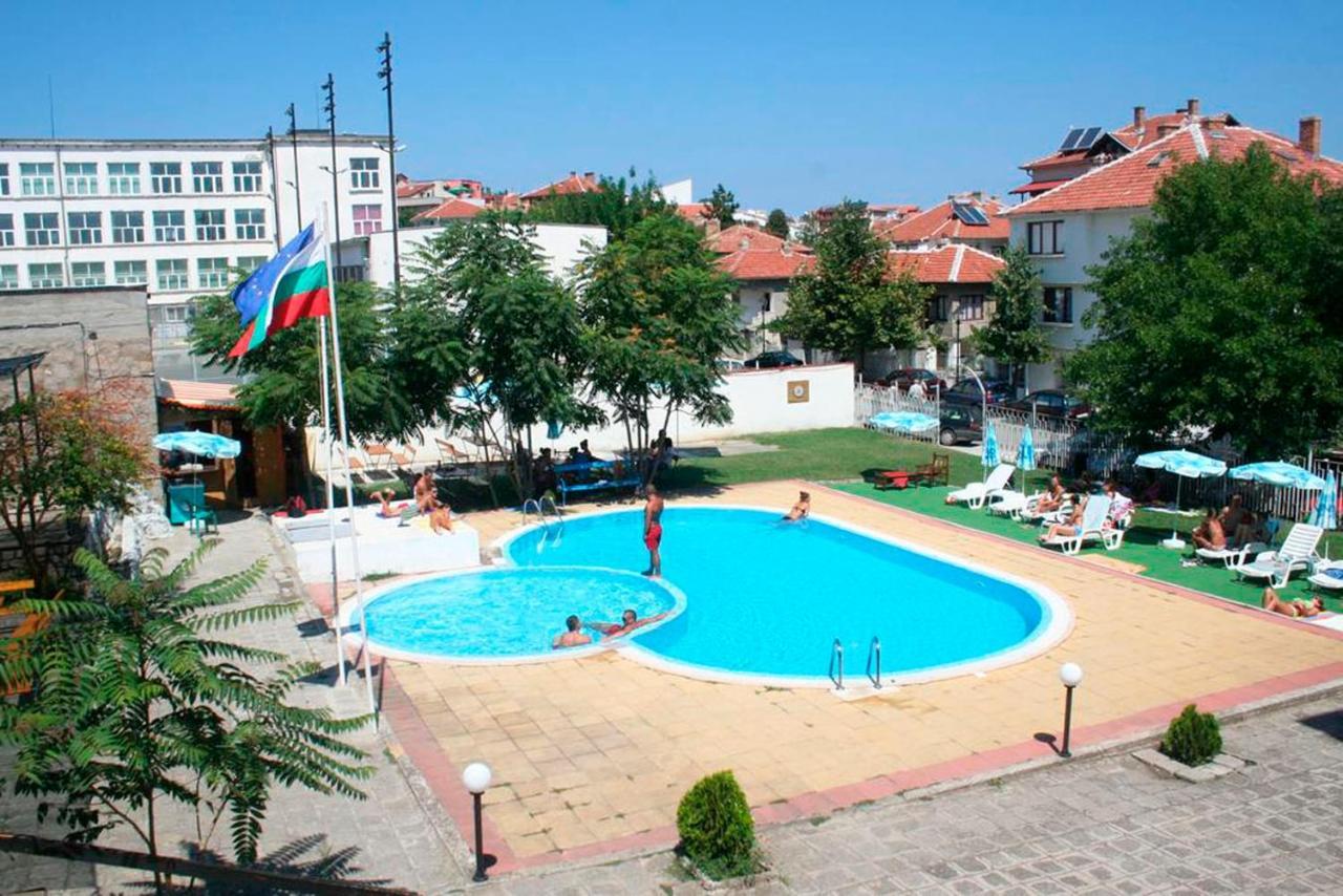 Central Hotel Sozopol Bagian luar foto