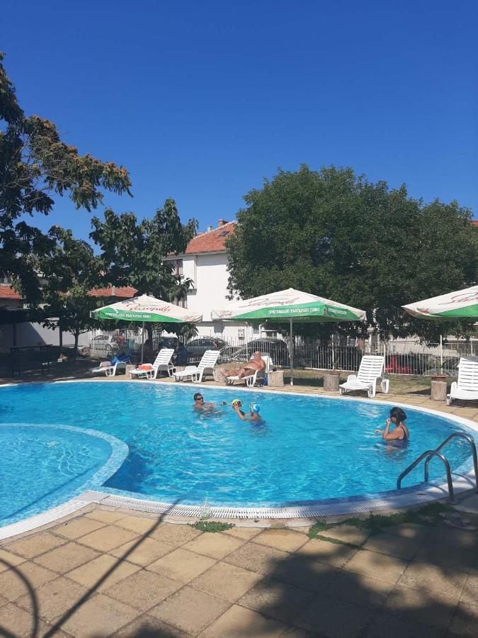 Central Hotel Sozopol Bagian luar foto