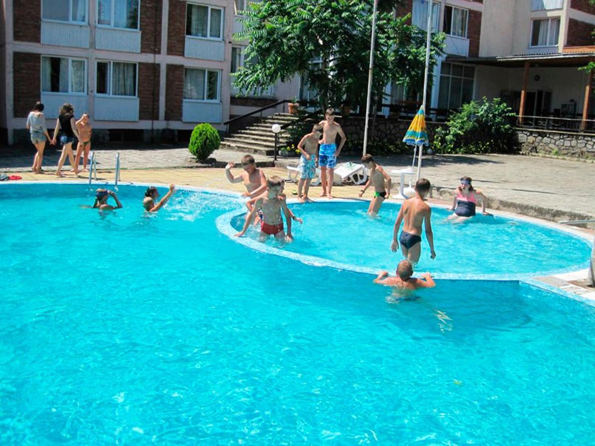 Central Hotel Sozopol Bagian luar foto