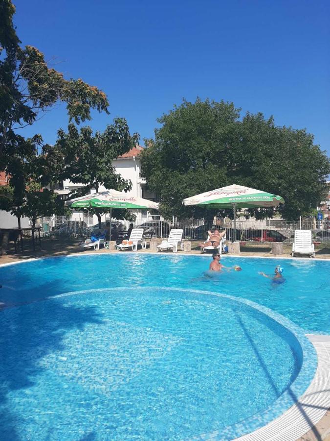 Central Hotel Sozopol Bagian luar foto