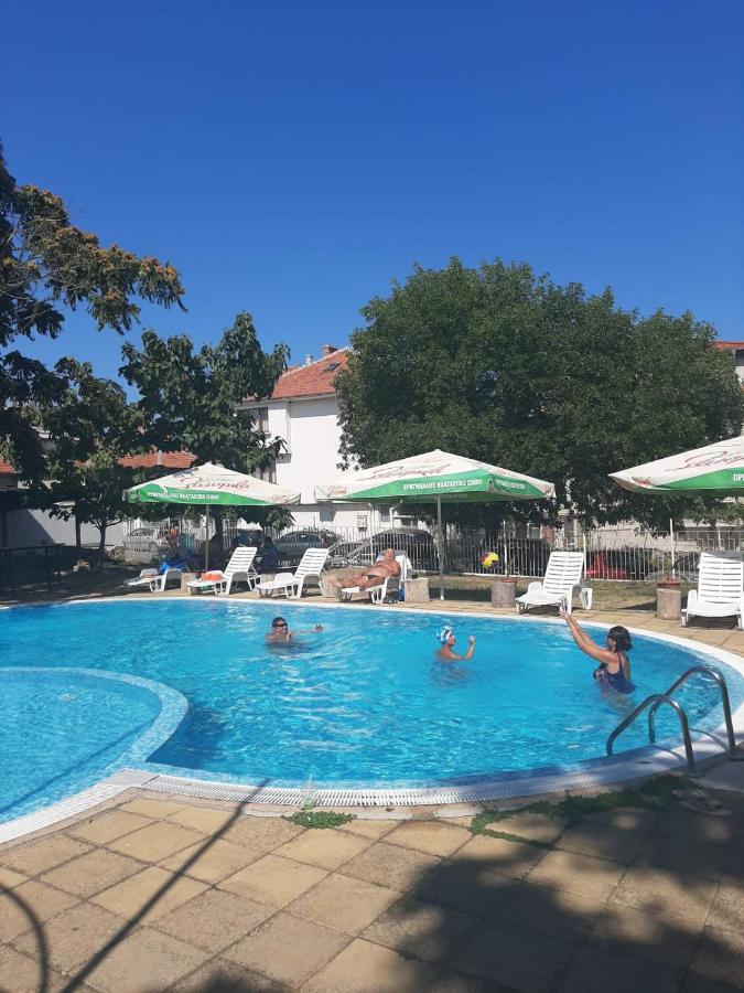 Central Hotel Sozopol Bagian luar foto
