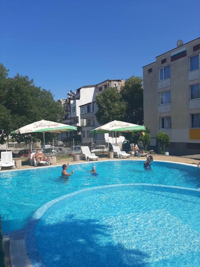 Central Hotel Sozopol Bagian luar foto